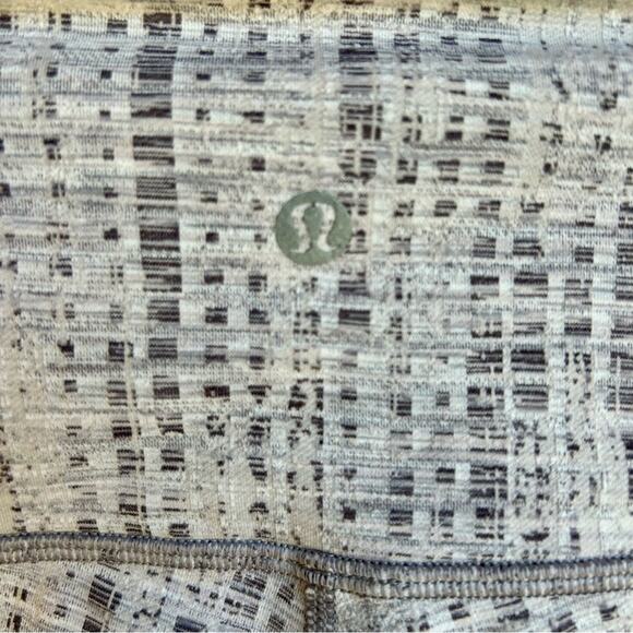 Lululemon Wunder Under High-Rise Tight 25" *Luxtreme sz 10 - Picture 9 of 11